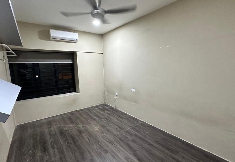 Petrajaya Double storey Intermediate terrace house For Sale