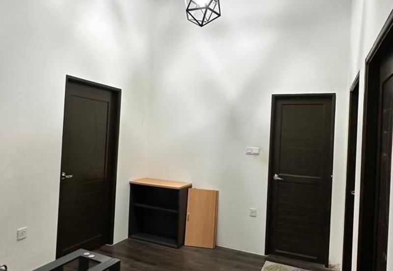 Petrajaya Double storey Intermediate terrace house For Sale