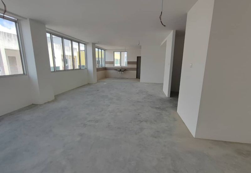 Samariang shoplot for sale