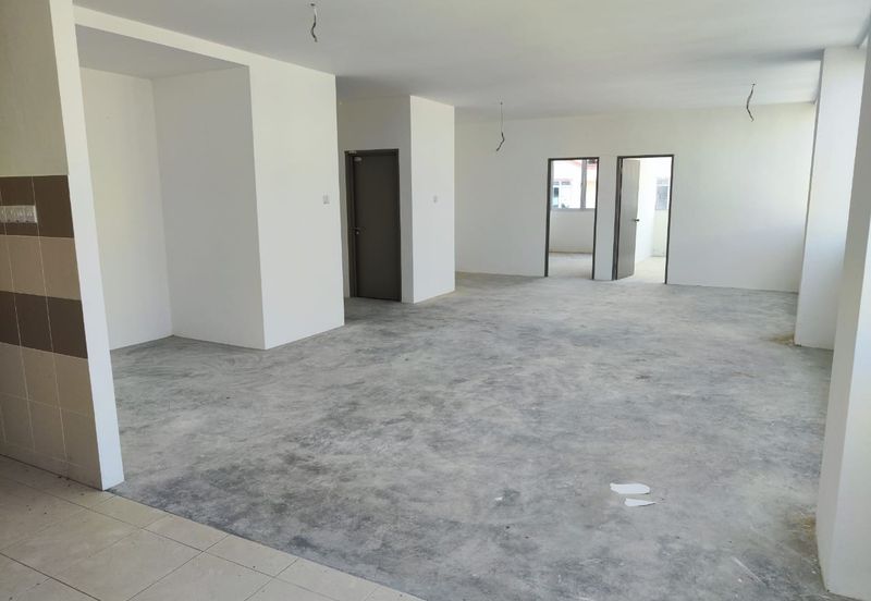 Samariang shoplot for sale