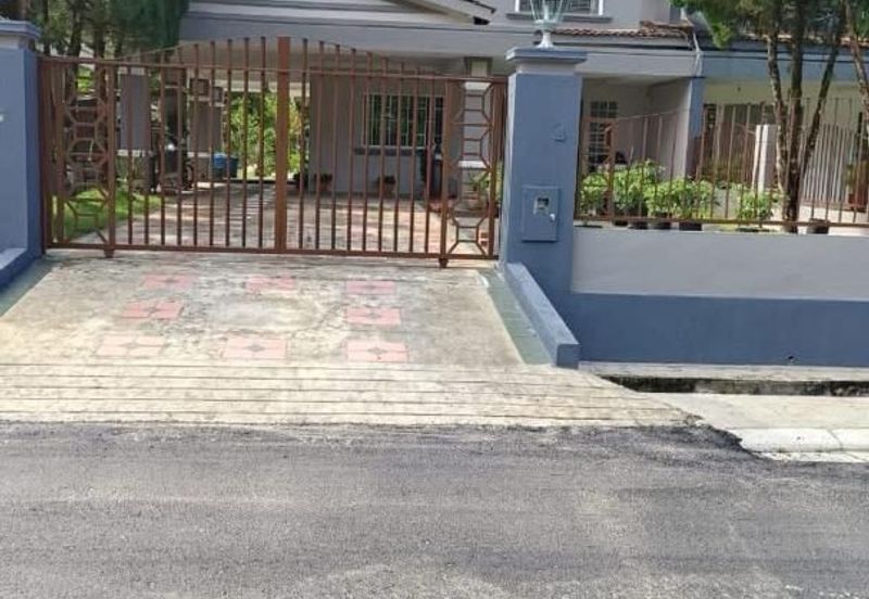 Charming Garden, Sg Maong Double storey Semi D For sale 