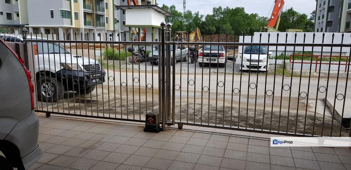 Tabuan jaya Double storey Terrace intermediate For Rent, Sarawak, Kuching