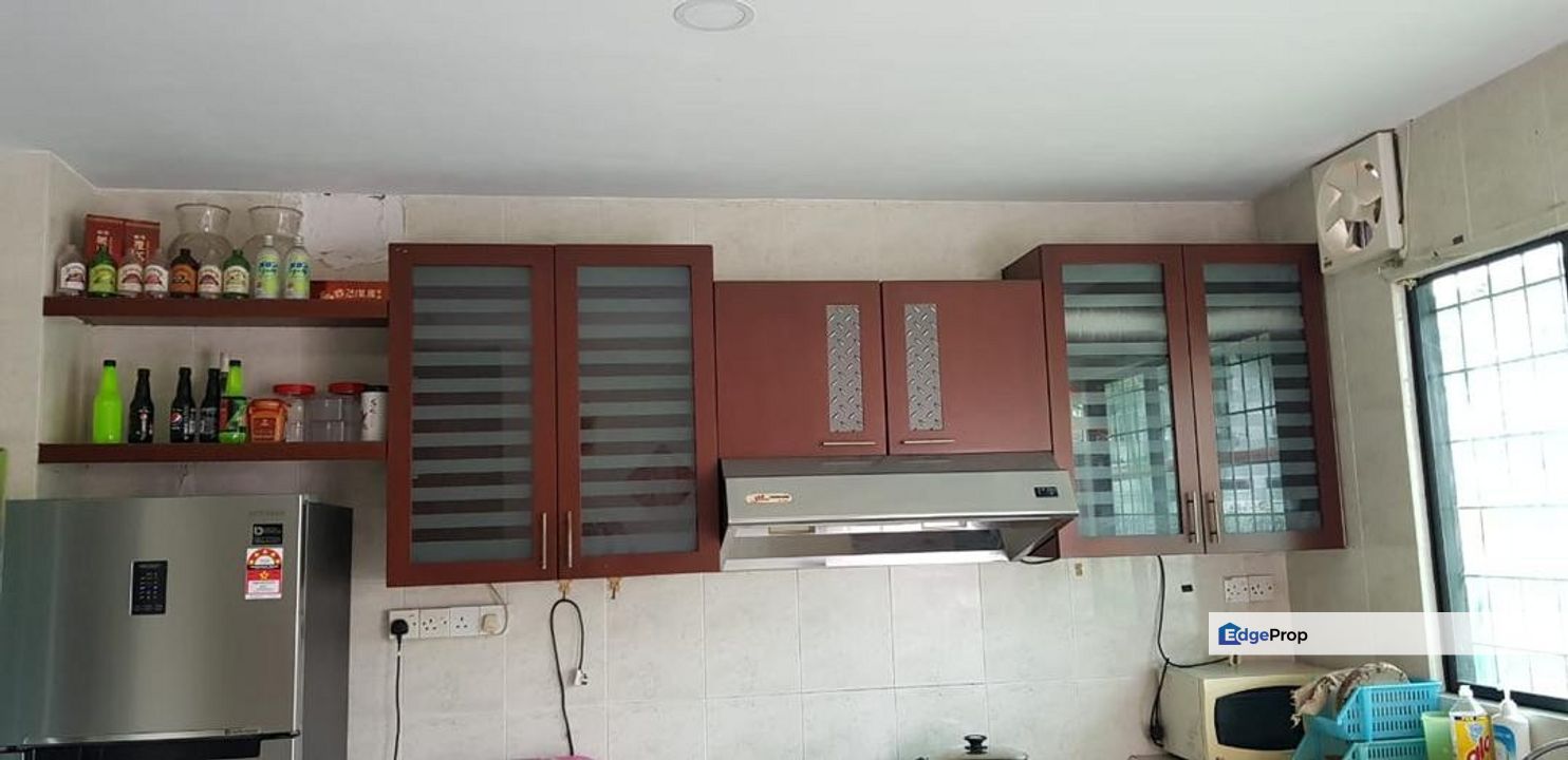 Tabuan jaya Double storey Terrace intermediate For Rent, Sarawak, Kuching