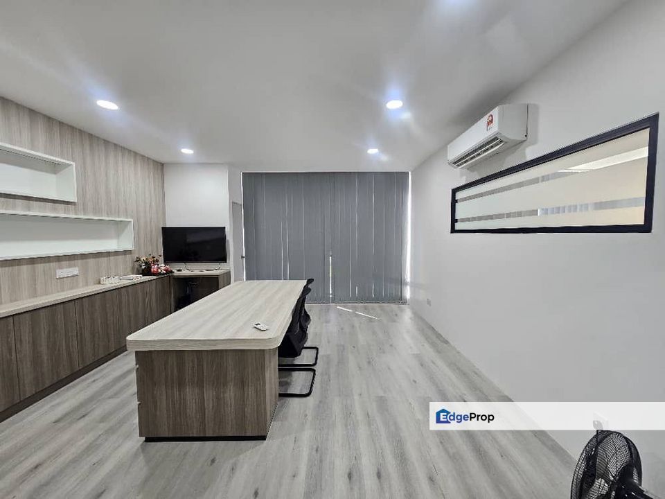 The Northbank Shoplot For Rent, Sarawak, Kuching