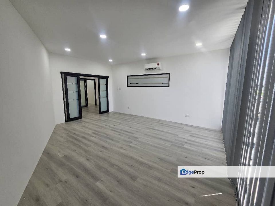 The Northbank Shoplot For Rent, Sarawak, Kuching