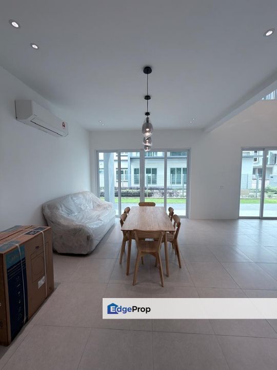 3 Storey Duplex House at La Promenade for Rent, Sarawak, Kota Samarahan