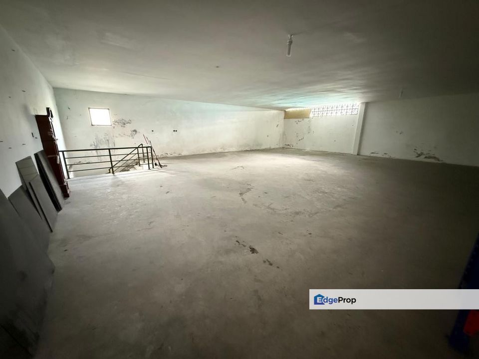 Demak Laut Warehouse For rent , Sarawak, Kuching