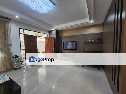 Double storey terrace house intermediate at green height for rent, Sarawak, Kuching