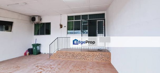SINGLE STOREY TERRACE INTERMEDIATE HOUSE AT BATU KAWA FOR RENT, Sarawak, Kuching