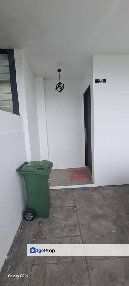 DOUBLE STOREY INTERMEDIATE HOUSE AT MUARA TUANG, BUKIT BERANGAN KOTA SAMARAHAN FOR RENT, Sarawak, Kota Samarahan