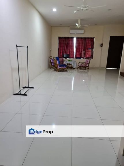 DOUBLE STOREY INTERMEDIATE TERRACE HOUSE FOR RENT, Sarawak, Kuching