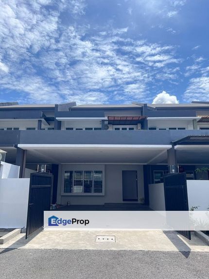 DOUBLE STOREY INTERMEDIATE AT JALAN STEPHEN YONG FOR YONG, Sarawak, Kuching