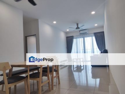 Gem suites 2 bedrooms 2 bathrooms unit For Rent, Sarawak, Kuching