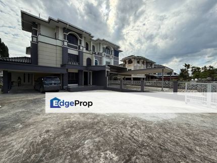 Jalan Song Triple Storey Semi Detach For Rent , Sarawak, Kuching