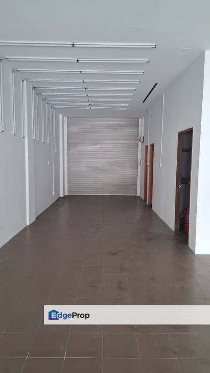 Commercial shoplot (ground floor) behind Roxy Hotel 3rd mile For Rent, Sarawak, Kuching