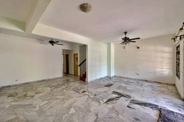 Double Storey Bandar Kinrara 4 BK4 Puchong Selangor