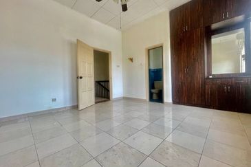 Double Storey Bandar Kinrara 4 BK4 Puchong Selangor