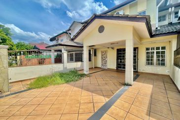 Double Storey Bandar Kinrara 4 BK4 Puchong Selangor