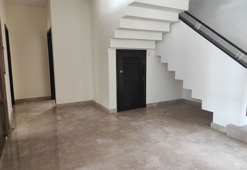 Changkat Kiara Surya