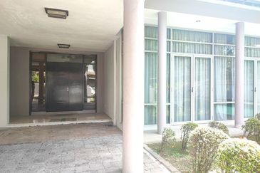 Changkat Kiara Surya