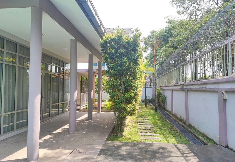 Changkat Kiara Surya