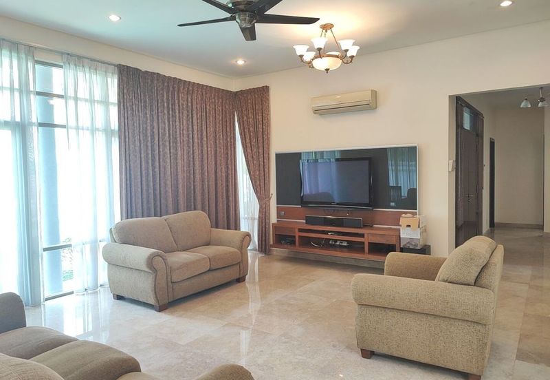 Changkat Kiara Surya