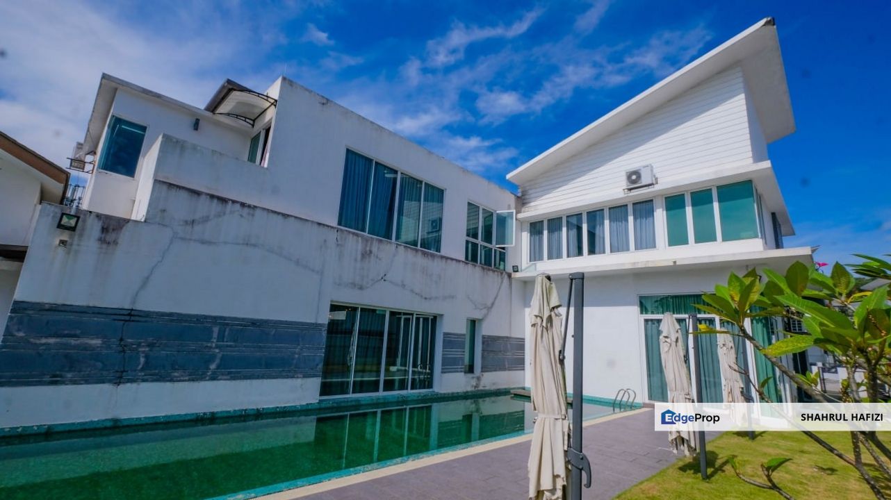 Cul De Sac & Fully Furnished Bungalow Seksyen 7 Shah Alam, Selangor, Shah Alam