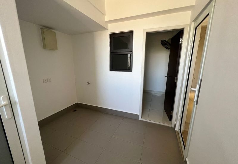 Royalle Condominium @ North Kiara