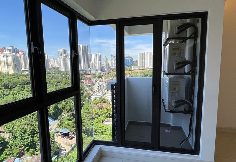 Royalle Condominium @ North Kiara