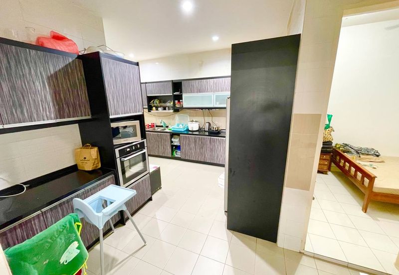 Corner Lot Jalan Elektron Denai Alam