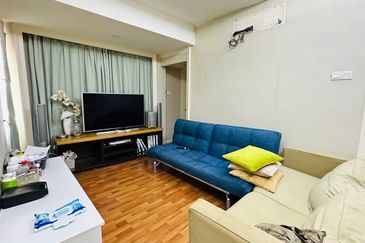 Jalan Spektrum U16 @ Taman Bukit Subang