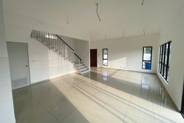 Brand New Corner Lot Setia Utama 3 (Croceus) Bywater