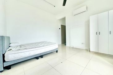 Platinum Splendor Residence