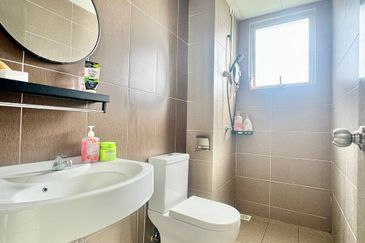 Platinum Splendor Residence