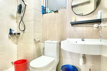 Platinum Splendor Residence