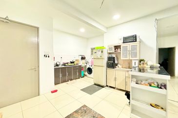 Platinum Splendor Residence