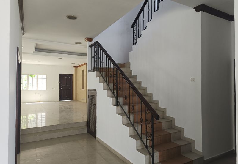 Jalan Sri Petaling 10