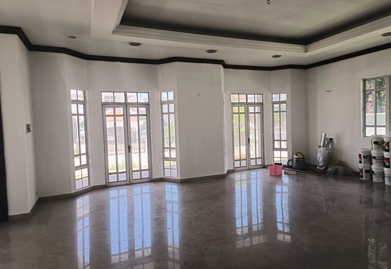 Jalan Sri Petaling 10