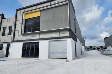 70x168, 150Amps 3 phase, Loading 10KN/m², Great Connectivity, Spacious Layouts, Prime Industrial Location