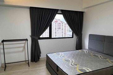 Royalle Condominium @ North Kiara