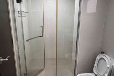 Royalle Condominium @ North Kiara