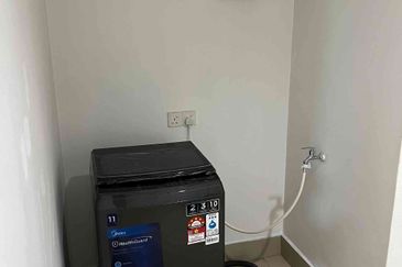 Royalle Condominium @ North Kiara