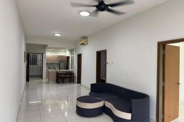 Royal Regent Sri Putramas III