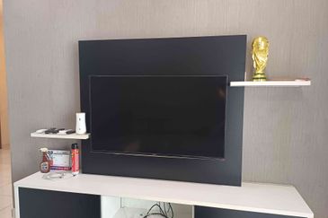 Royal Regent Sri Putramas III