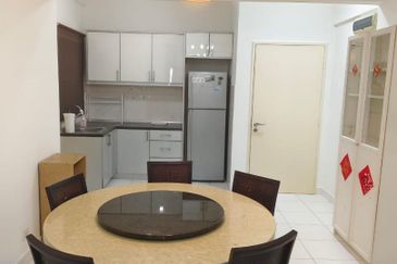 First Residence (Residensi Unggul)