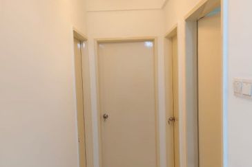 First Residence (Residensi Unggul)