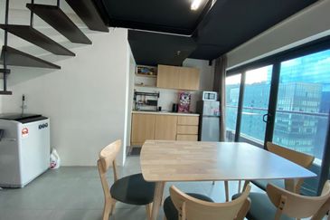 Colonial @ Empire city