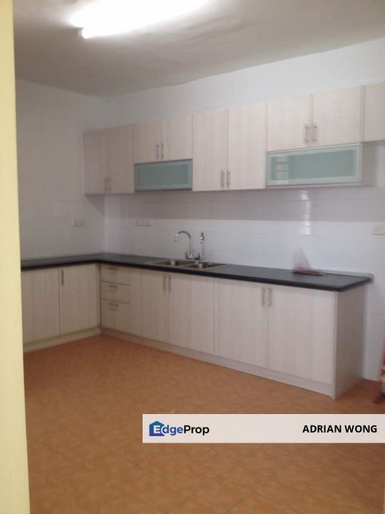 CHEAPEST Plam Spring Unit, Facing Inside, Strata Title Ready, Easy Access Via LDP, Selangor, Sunway Damansara