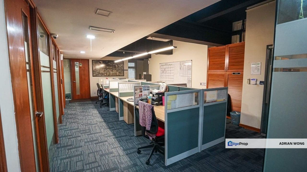 Office Bandar Puchong Jaya, 2500sqft, View & Move in Anytime, Selangor, Puchong