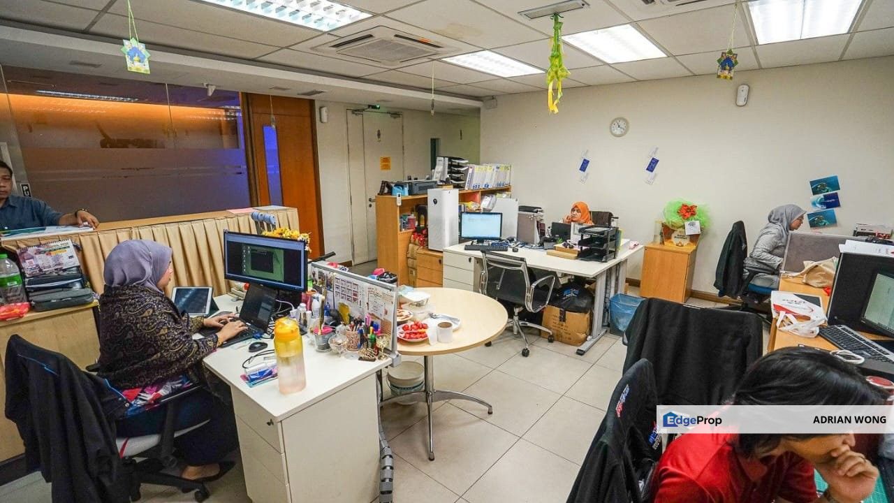 Office Bandar Puchong Jaya, 2500sqft, View & Move in Anytime, Selangor, Puchong